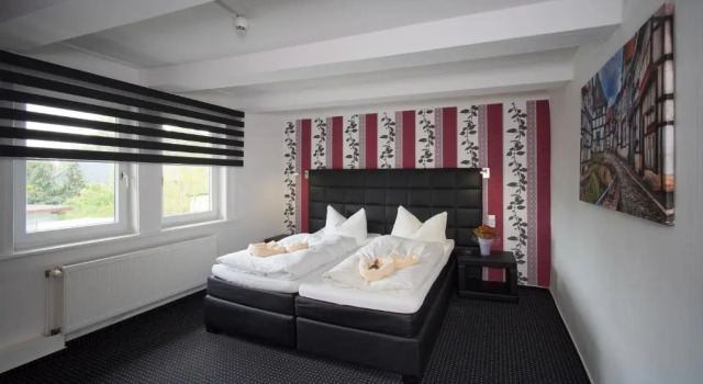 Четырёхместный номер Standard Hotel Zum Löwen