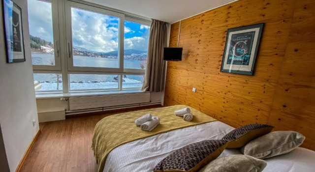 Студия Comfort с видом на озеро AppartHôtel LIDO au bord de leau