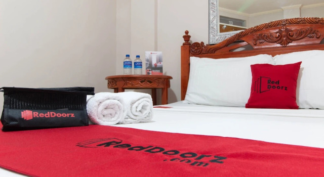 Supertram Lodge by RedDoorz, Prenota Hotel Laoag 