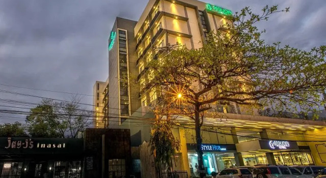 Номер Deluxe Sequoia Hotel Quezon City