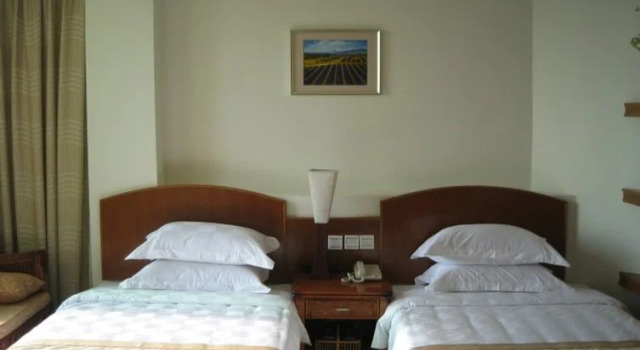 Sea Area Central Resort Hotel, Book Resort Hotels in Hainan with a Pool, Swimming Pool