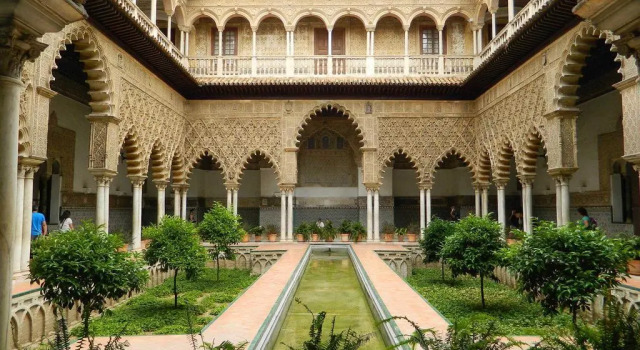 Hotel Maestranza