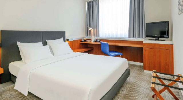 Novotel Erlangen, Buchen Sie Hotel Erlangen Mittelfranken