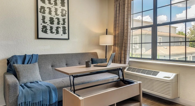 Четырёхместный номер Premium InTown Suites Extended Stay Orlando FL - Presidents Dr