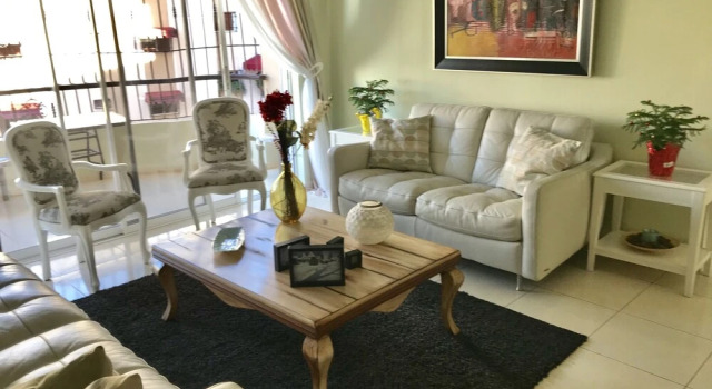 comfortable apartment in a exclusive part of the city