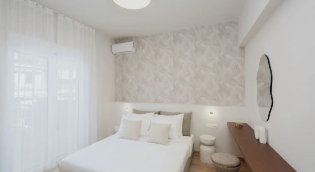 Luxury & Spacious Penthouse in Athens with Terrace