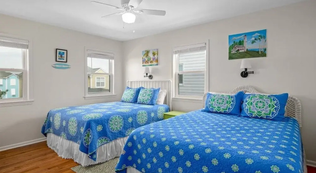 Dream Weaver 4 Bedroom Home by RedAwning