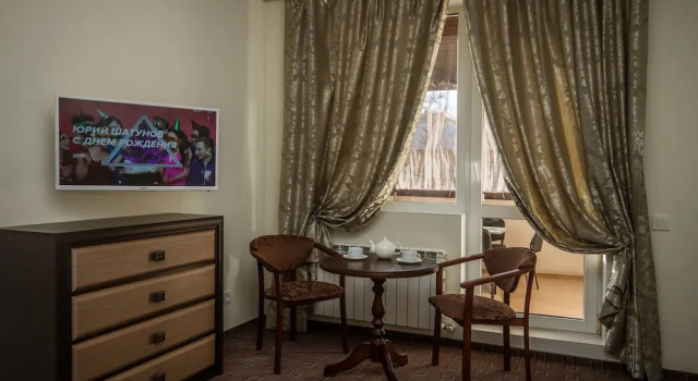 Mini Hotel Ryleev, Boek Hotel Hotels in Kharkiv met ontbijt, Ontbijt