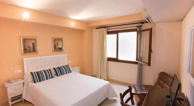Двухместный номер Standard Hotel Buigues