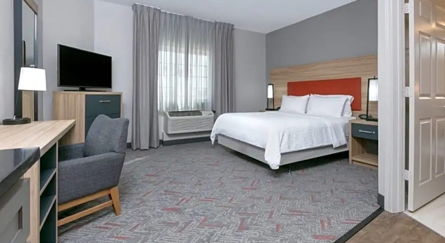 Номер Standard Candlewood Suites Lake Jackson by IHG
