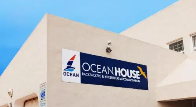 Ocean House Holiday Accommodation, Reservar Hotel Hotéis em Langebaan com estacionamento, Estacionamento