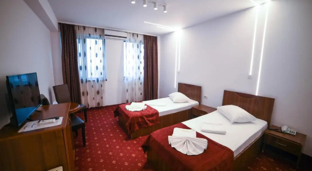 Standardní Dvoulůžkový s manželskou postelí pokoj Hotel Luxor