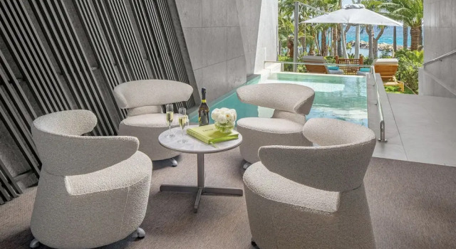 Полулюкс Amathus Residences