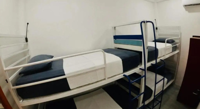 Кровать в общем номере (женский номер) Hangover Hostels Arugam Bay