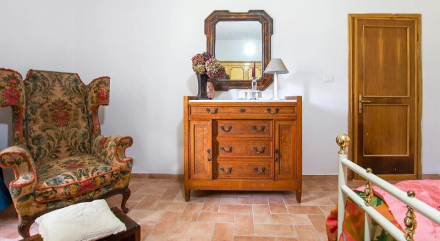 Beautiful Home in Londa With 2 Bedrooms and Wifi, Book Hotel Londa Tuscany