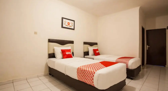 OYO 1084 Hotel Cirasa Syariah, Rezerwuj Hotel Medan Sumatra
