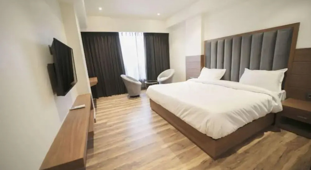 Hotel The Sawai, Забронировать Отель Отели штата Раджастхана с парковкой, Парковка