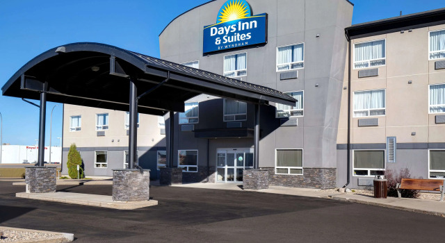 Days Inn & Suites by Wyndham Yorkton, Prenota Hotel Yorkton Saskatchewan