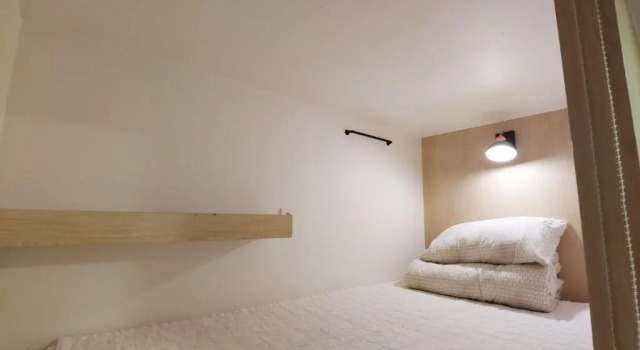 Кровать в общем номере (женский номер) MTT Guest House