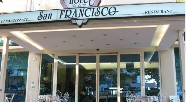 Номер Standard с красивым видом из окна Hotel San Francisco Spiaggia