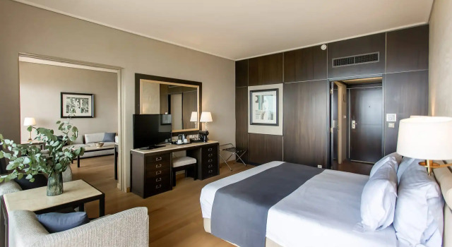 Люкс с 2 комнатами Sea View / Mouse Island View Corfu Holiday Palace
