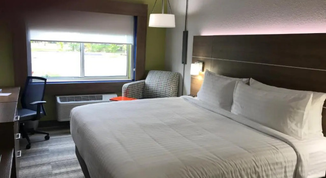 Двухместный номер Standard Holiday Inn Express - Naples South - I-75 by IHG