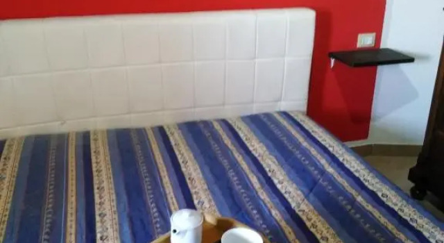 Mansarda mare red, Book Hotel Hotels in Sicily with Parking, Parking