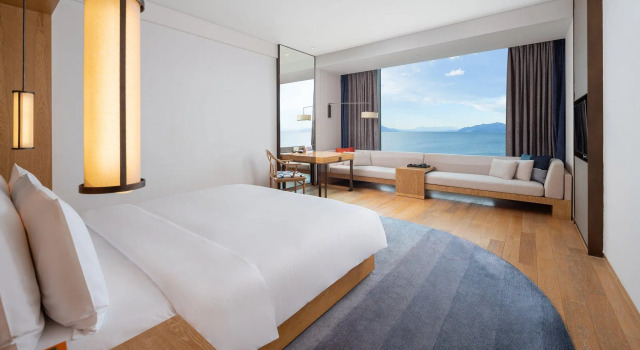 Двухместный номер Premium Hotel Indigo Dali Erhai by IHG