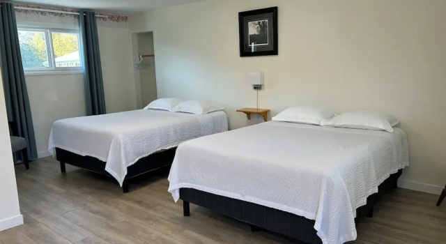 Четырёхместный номер Standard Empire Motel