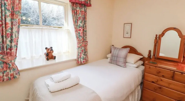 Hollyhock, Book Hotel Hoteller i Borders med pool, Swimmingpool