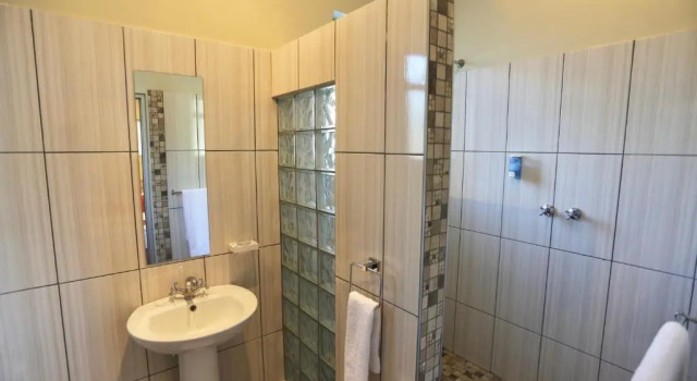Standardní Dvoulůžkový s manželskou postelí pokoj Minen Hotel