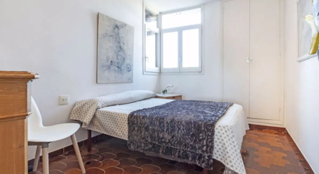 Apartment Ursula, Varaa Huoneisto Hotellit Tarragonès uima-altaalla, Uima-allas