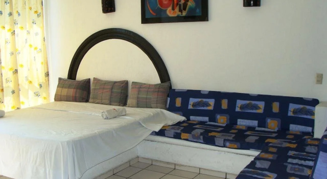 Hotel Hawaii, Rezerwuj Hotel Hotele w Manzanillo z parkingiem, w pobliżu Las Hadas Golf Course, Parking