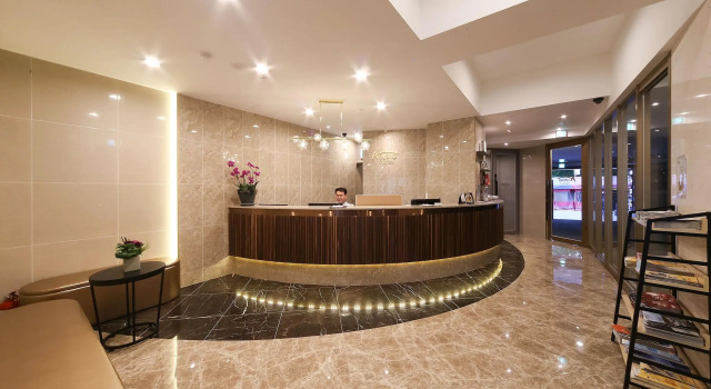 Hotel Almond Busan Station