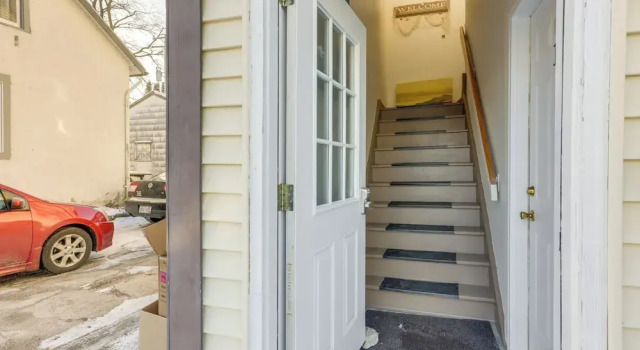 Delafield Vacation Rental Near Lakes & Parks!, Reservar Hotel Delafield Wisconsin