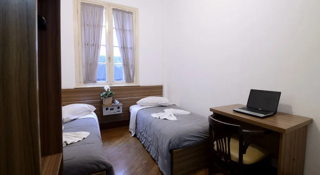 Hotel Rivoli, Забронировать Отель Отели Сан-Пауло с завтраком, рядом с Собор Сан-Паулу, Завтраки