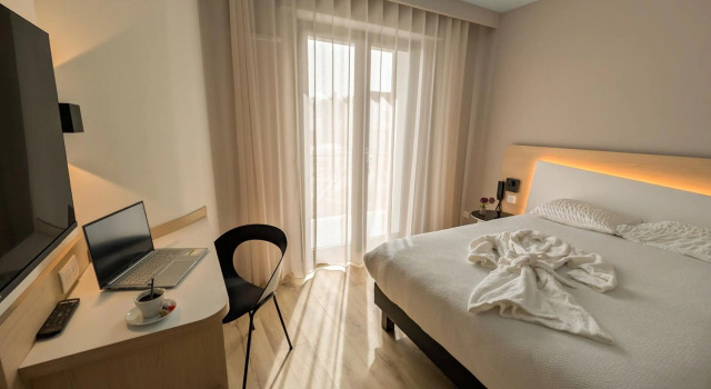 Au Lion Rouge, Book Hotel Bartenheim Haut-Rhin