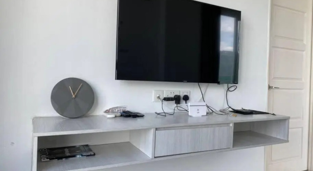 Mansion One Suites @Gurney Drive Seaview Studio Apartment by Sarah's Lodge, Забронировать Апартаменты/квартира Отели штата Пинанга с парковкой, рядом с 1st Avenue Penang, Парковка