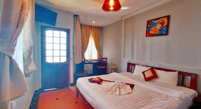 Бунгало рядом с пляжем Thai Hoa Resort