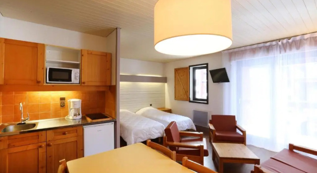 Апартаменты Village Club Les Tavaillons