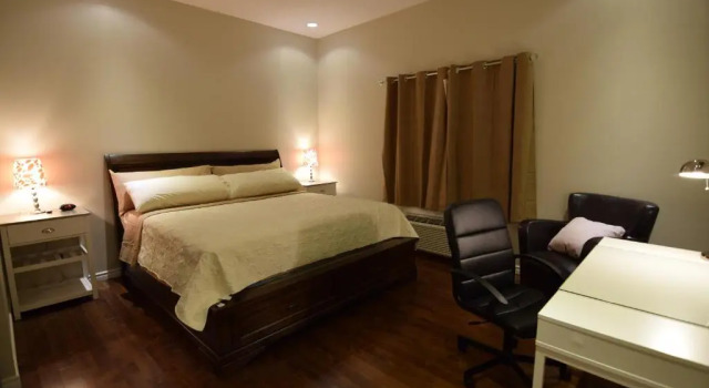 Люкс Deluxe The Lion Inn & Suites