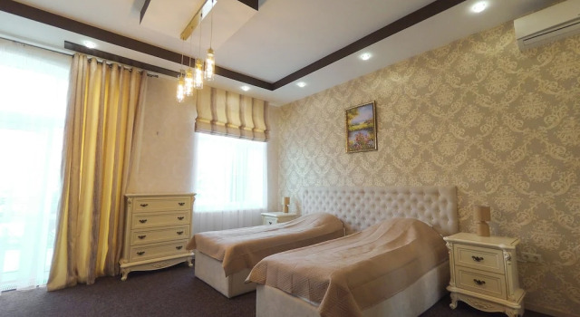 Hotel Villa Venice, Reserva ahora Hotel Hoteles en Vínnytsia con piscina, Piscina