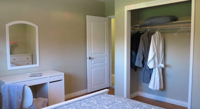 Sweet Home - 3 Bedroom, Buchen Sie Ferienhaus Coquitlam Unteres Festland British Columbia