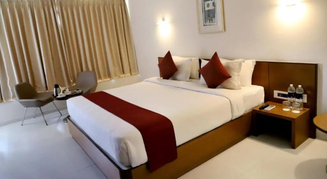 Двухместный номер Deluxe Quality Inn Patria Suites, Rajkot