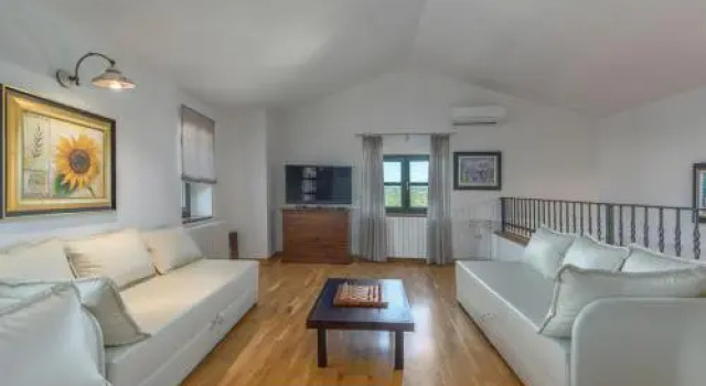 Unique Stone Villa Luna with private 50m2 Pool and Garden