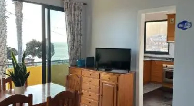 Apartamentos Amarelo, Buchen Sie Ferienwohnung Machico Madeira