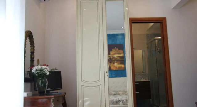 L'Angelo di Borgo, Book Hotel Hotels in Rome with Parking, near Piazza Risorgimento, Parking