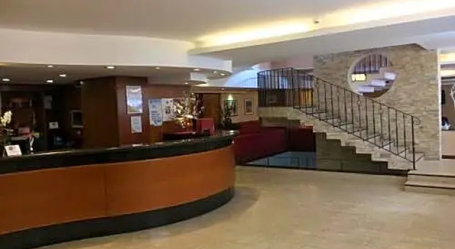 Kristall, Prenota Hotel San Massimo 