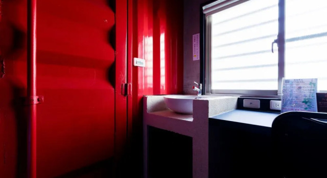 Snail Pets Homestay, Забронировать Отель Отели Тайнань с парковкой, рядом с Муниципальный стадион Тайнаня, Парковка
