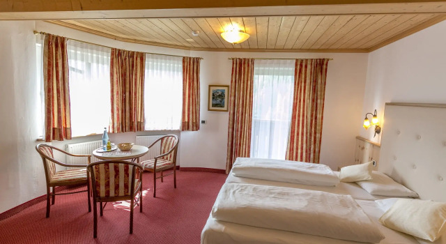 Diamant Spa Resort, Забронировать Курортный отель Санта-Кристина-Вальгардена Валь-Гардена, рядом с Puntea
